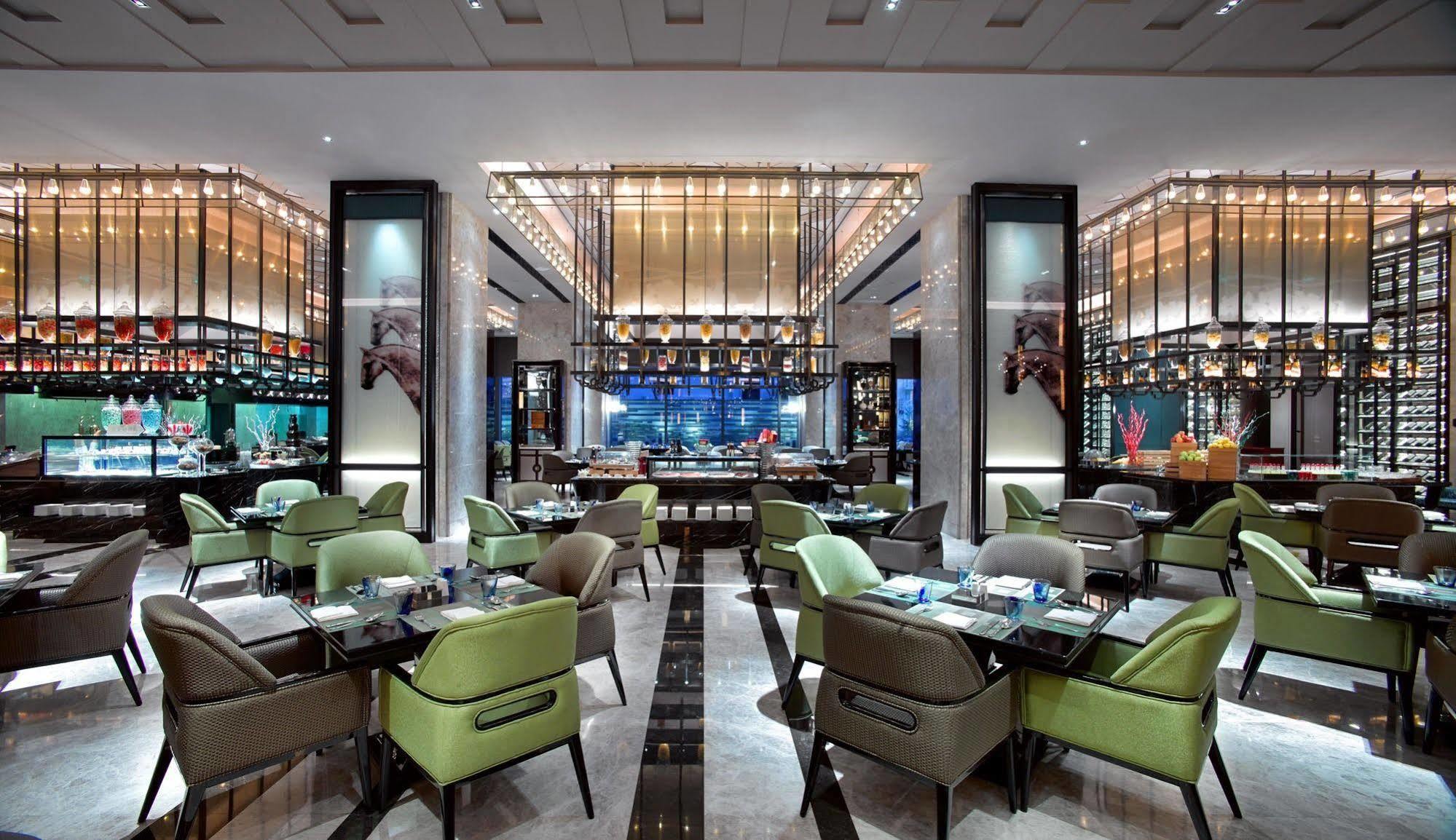 Wanda Vista Hohhot Hotel Bagian luar foto