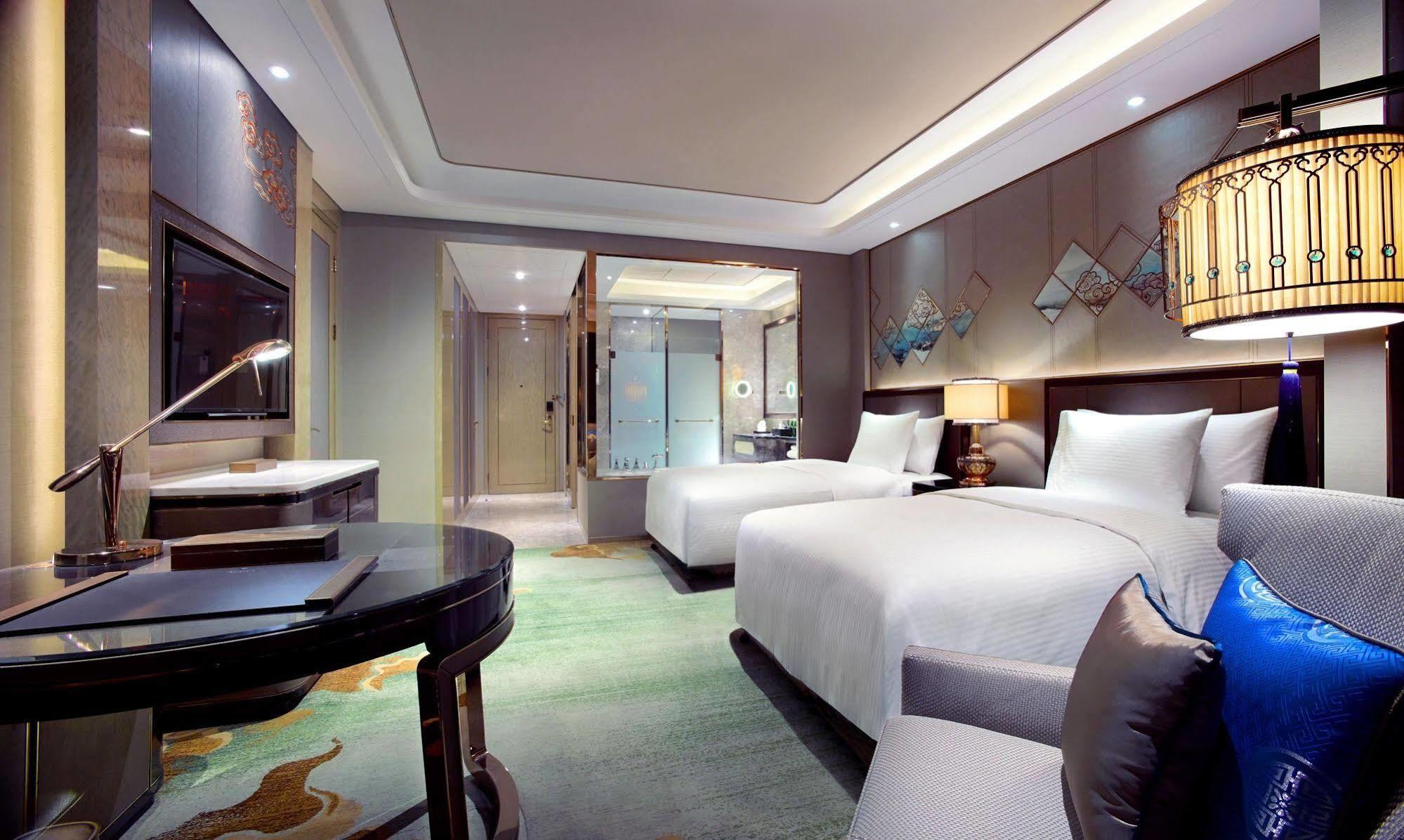 Wanda Vista Hohhot Hotel Bagian luar foto
