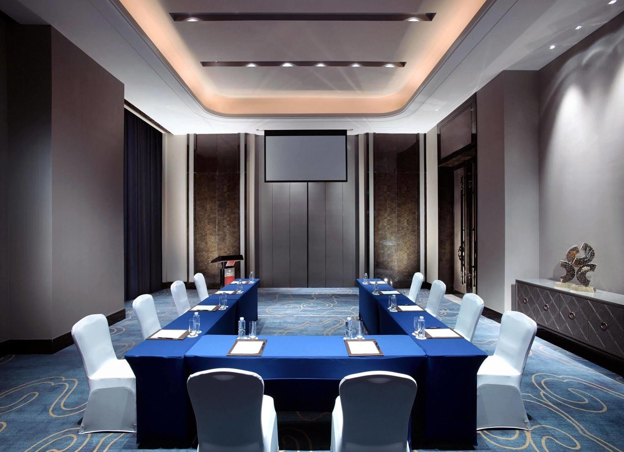 Wanda Vista Hohhot Hotel Bagian luar foto