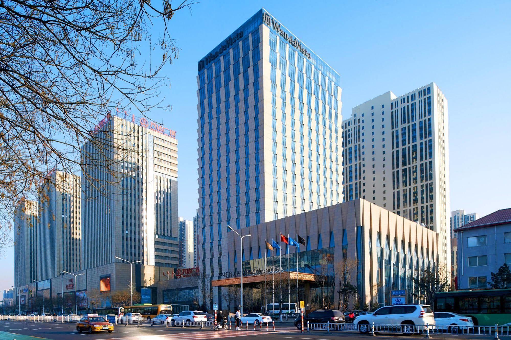 Wanda Vista Hohhot Hotel Bagian luar foto