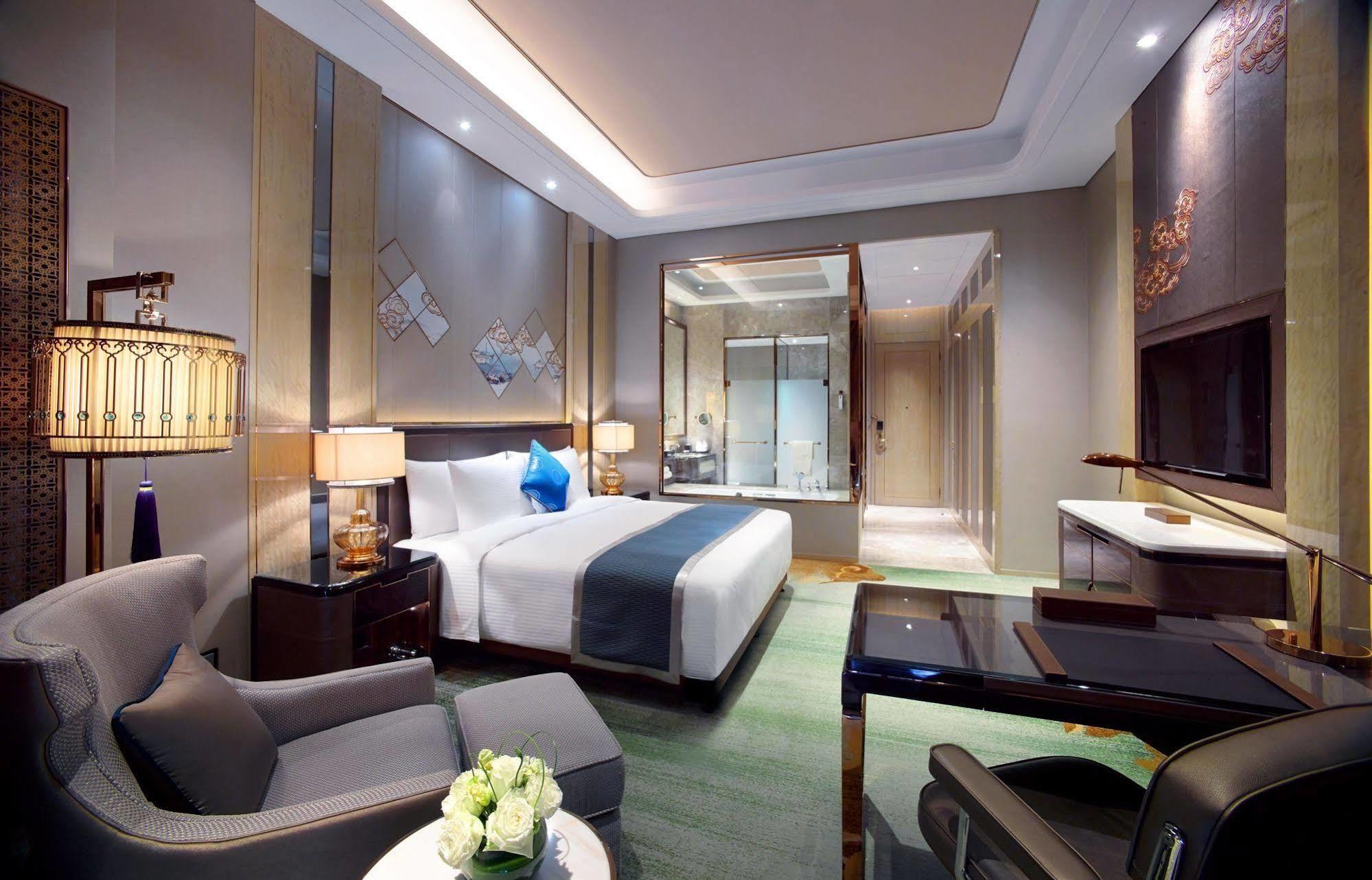 Wanda Vista Hohhot Hotel Bagian luar foto