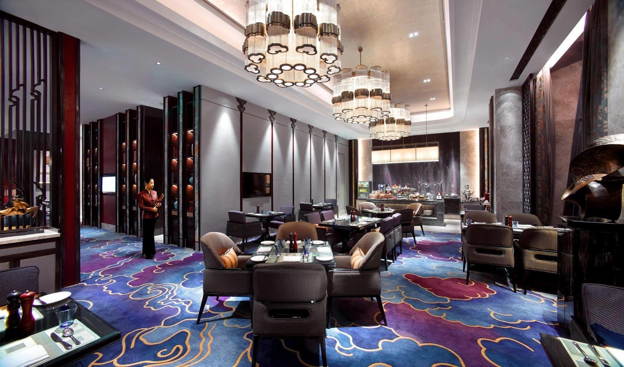 Wanda Vista Hohhot Hotel Bagian luar foto