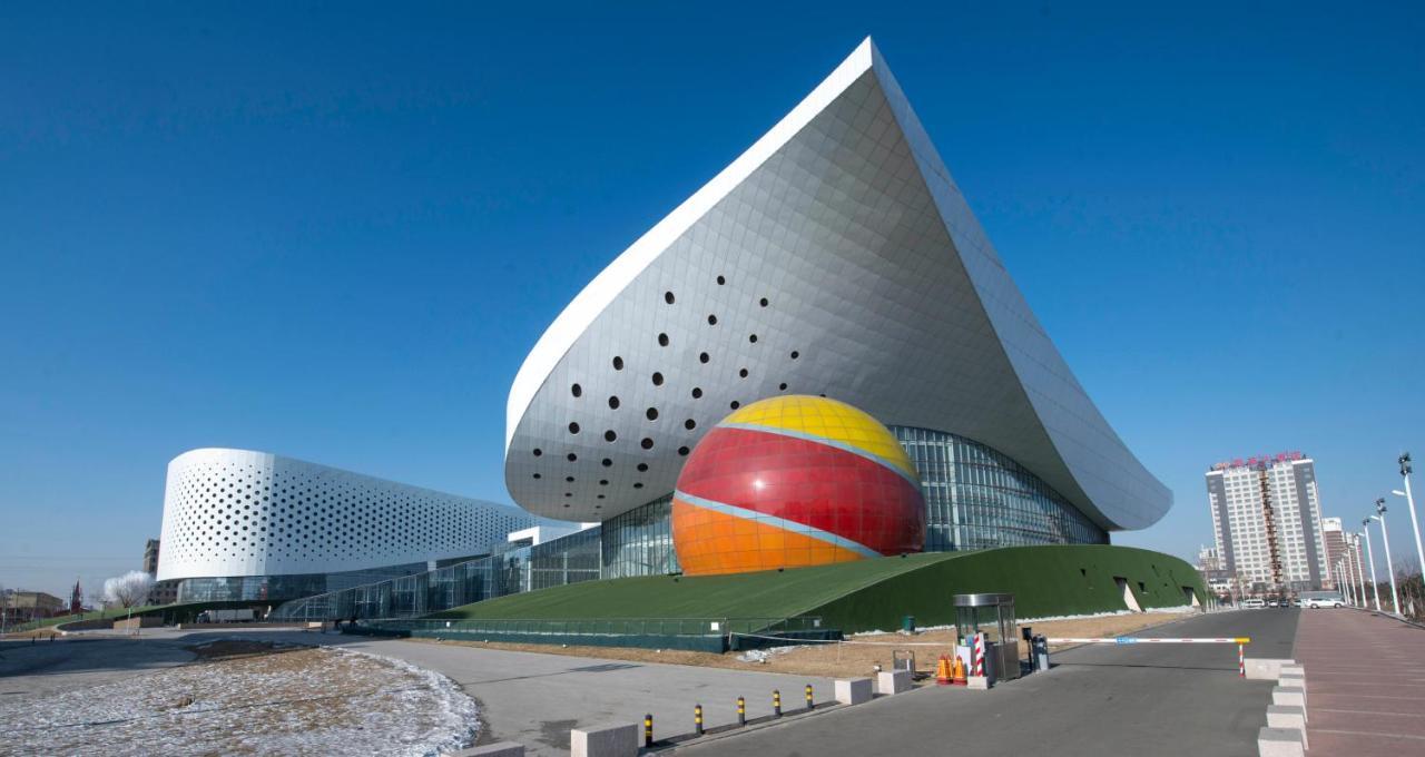 Wanda Vista Hohhot Hotel Bagian luar foto